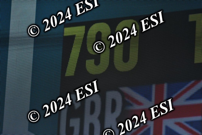 722DG1_0910