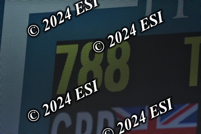 722DG1_0954
