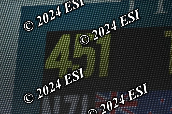 722DG1_0965