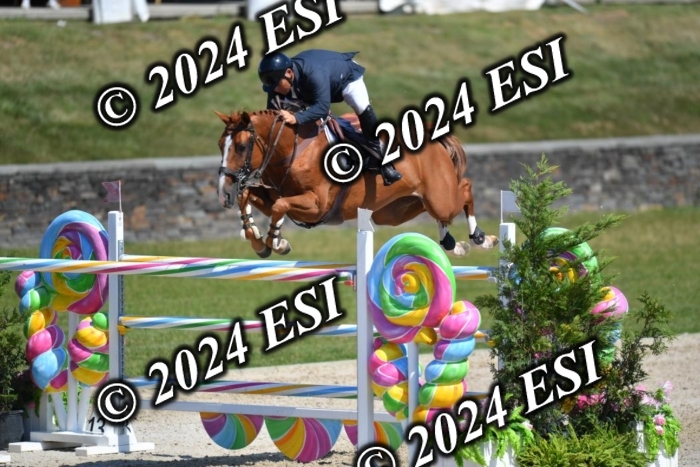 722DG1_0996