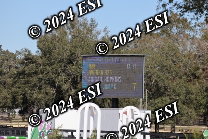 2120H8A9897