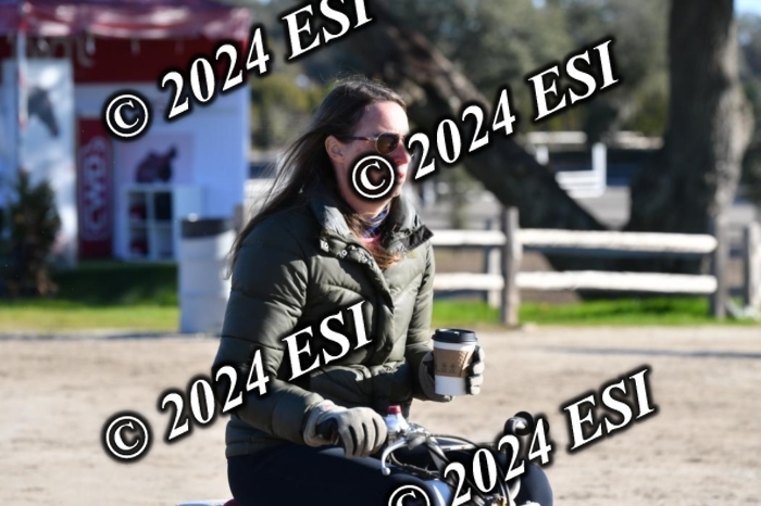 888660DAV_4763