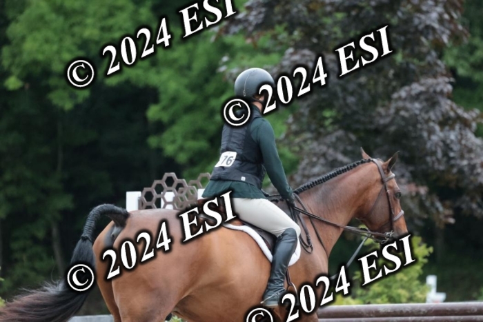 105SC1_5654