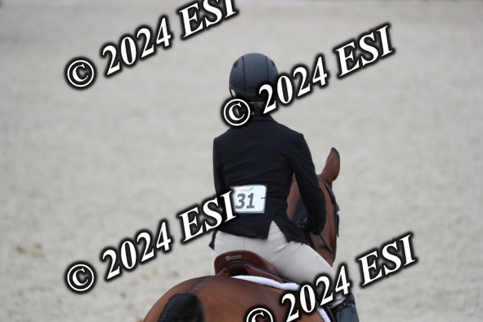 097RWCL7818